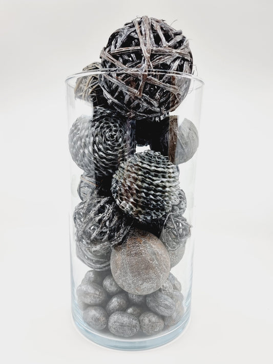 Vase avec boules décoratives (49 pièces)