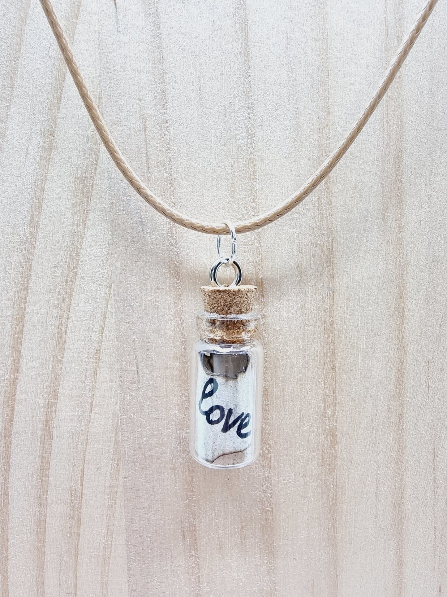 Collier fiole - parchemin