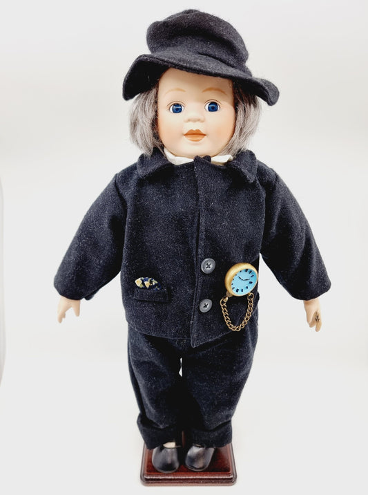 Poupée en porcelaine 45 cm - Dandy Victorien