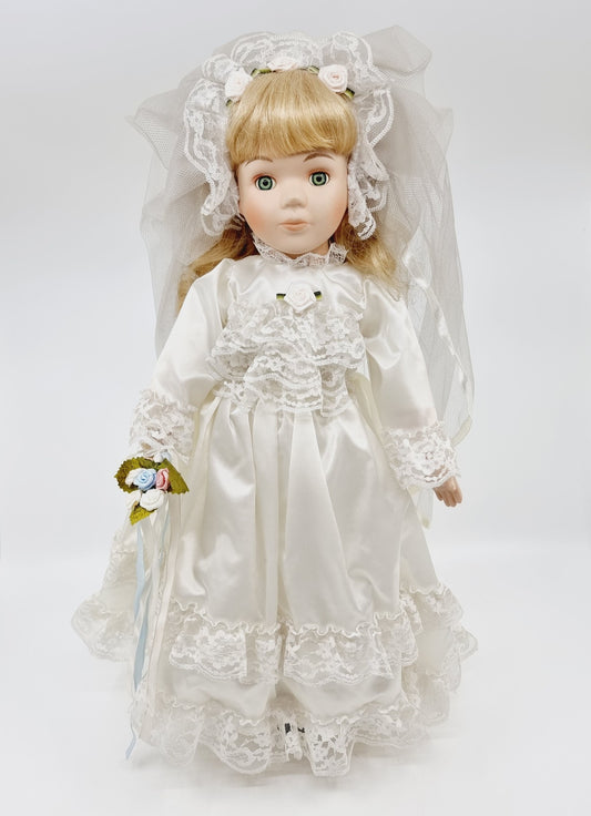 Poupée en porcelaine, The Classique Collection - Crystal