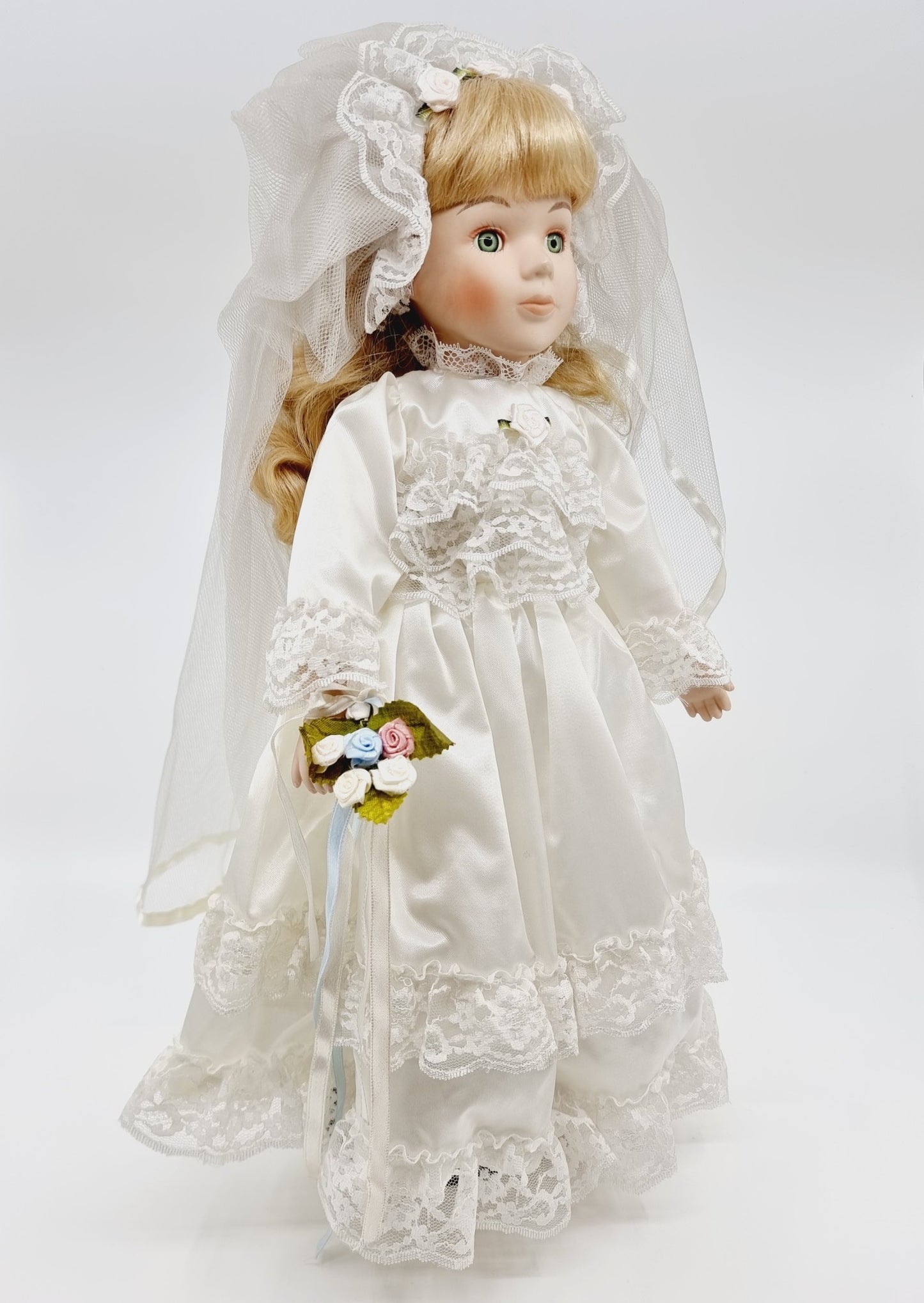 Poupée en porcelaine, The Classique Collection - Crystal