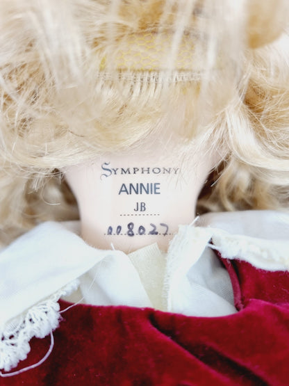 Poupée en porcelaine, Symphony Collection - Annie