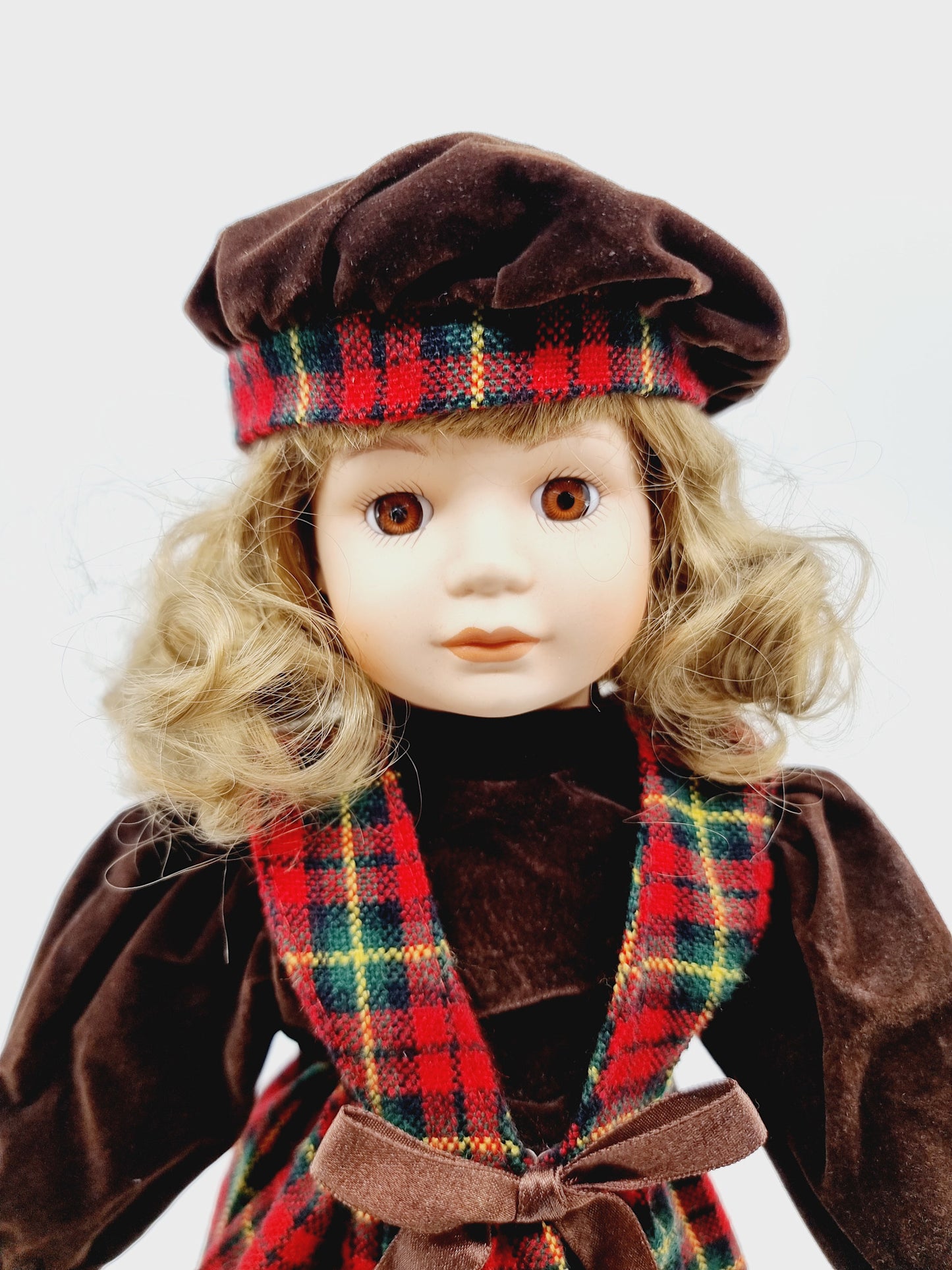 Poupée en porcelaine, Symphony Collection - Christine