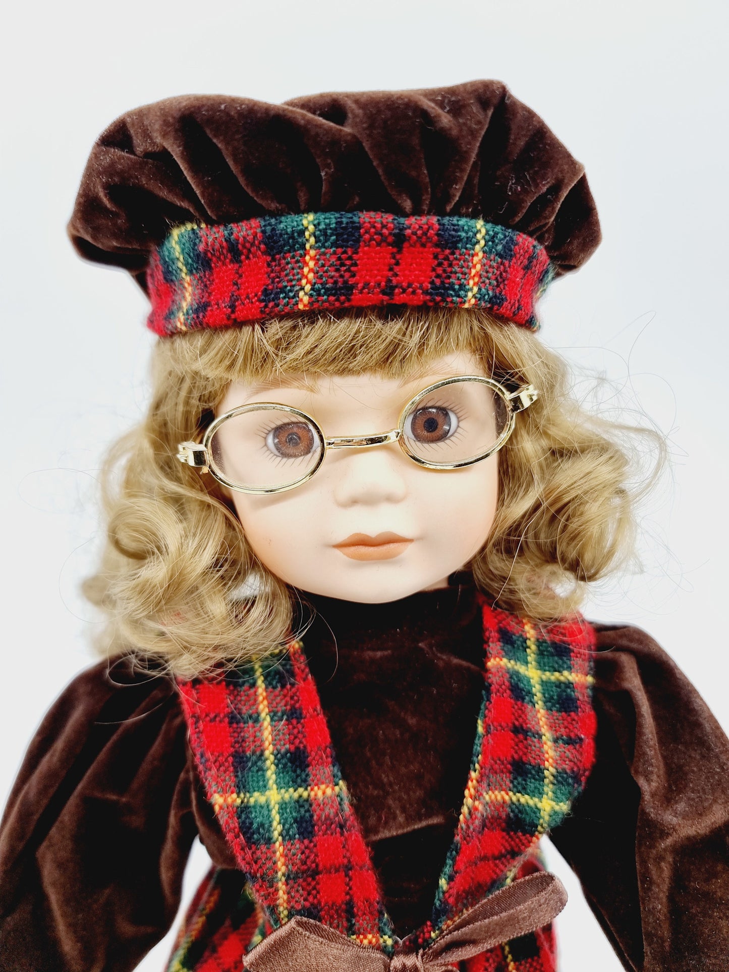 Poupée en porcelaine, Symphony Collection - Christine