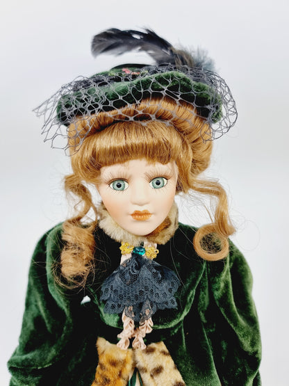 Poupée victorienne en porcelaine - Lady Eugenie