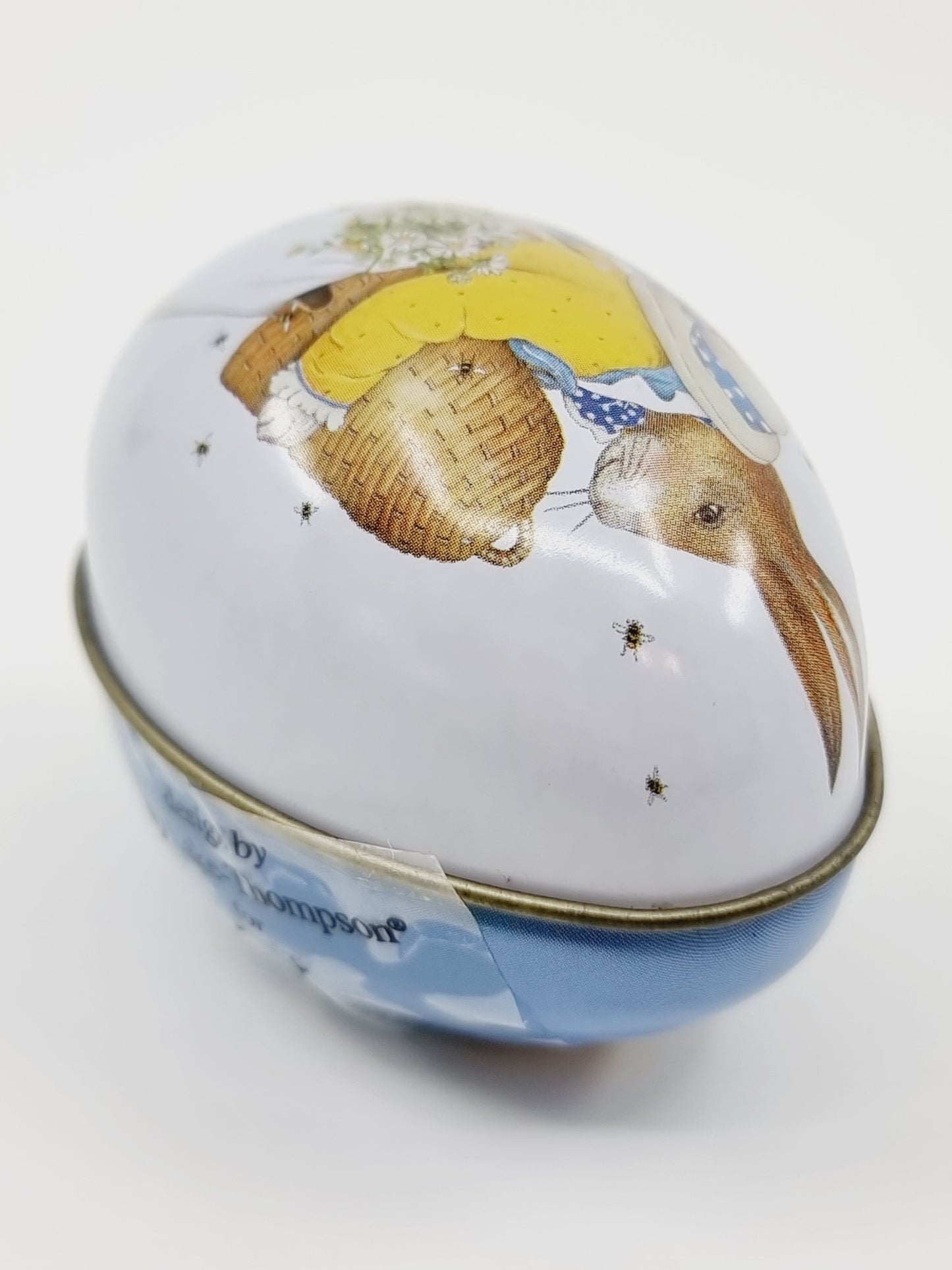 Boîte à bonbons oeuf en métal (à la pièce)