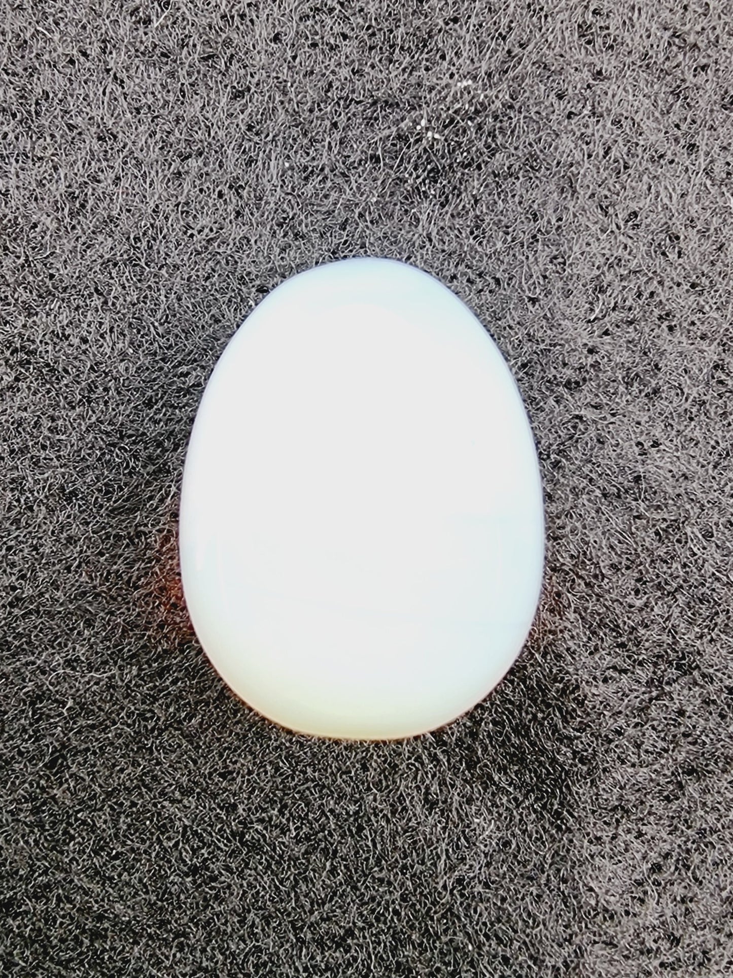 Oeuf en pierre naturelle - Opale