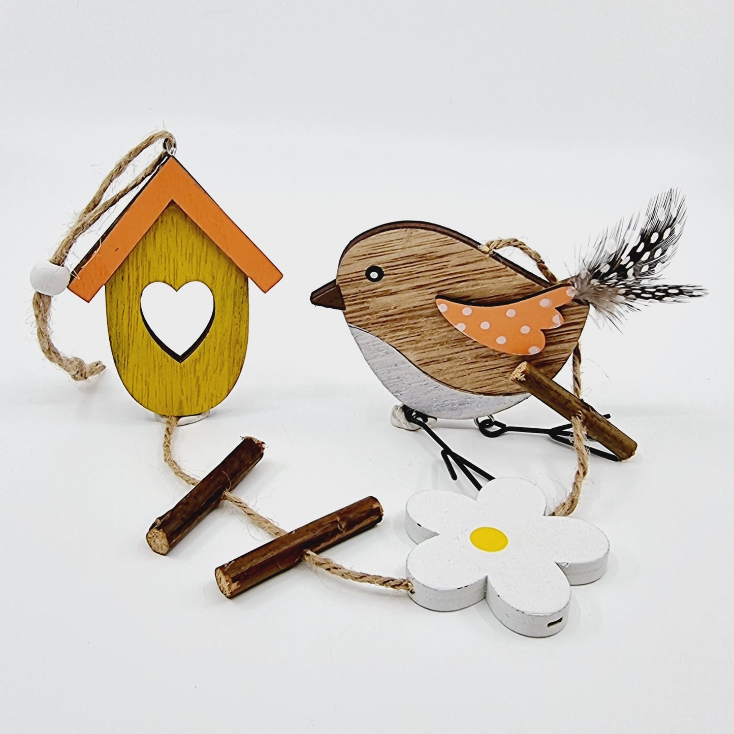 Guirlande - Oiseau et son nichoir coeur