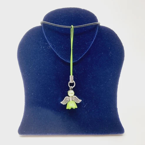 Pendentif ange protecteur – Perle acrylique verte