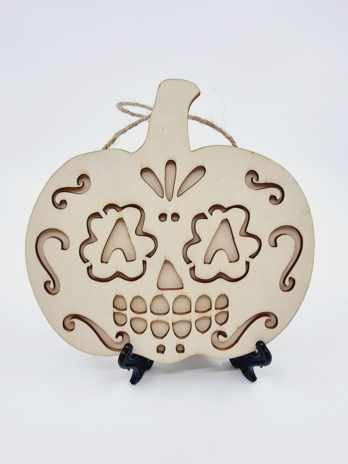 Citrouille à suspendre en bois