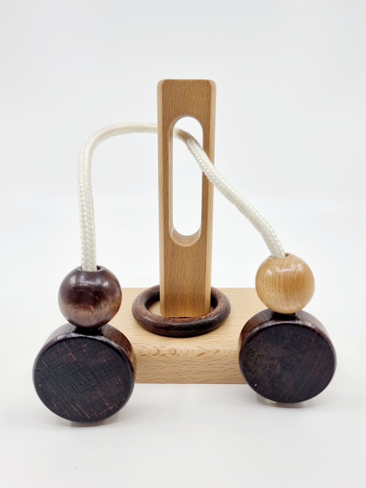 Casse-tête – L’anneau piégé