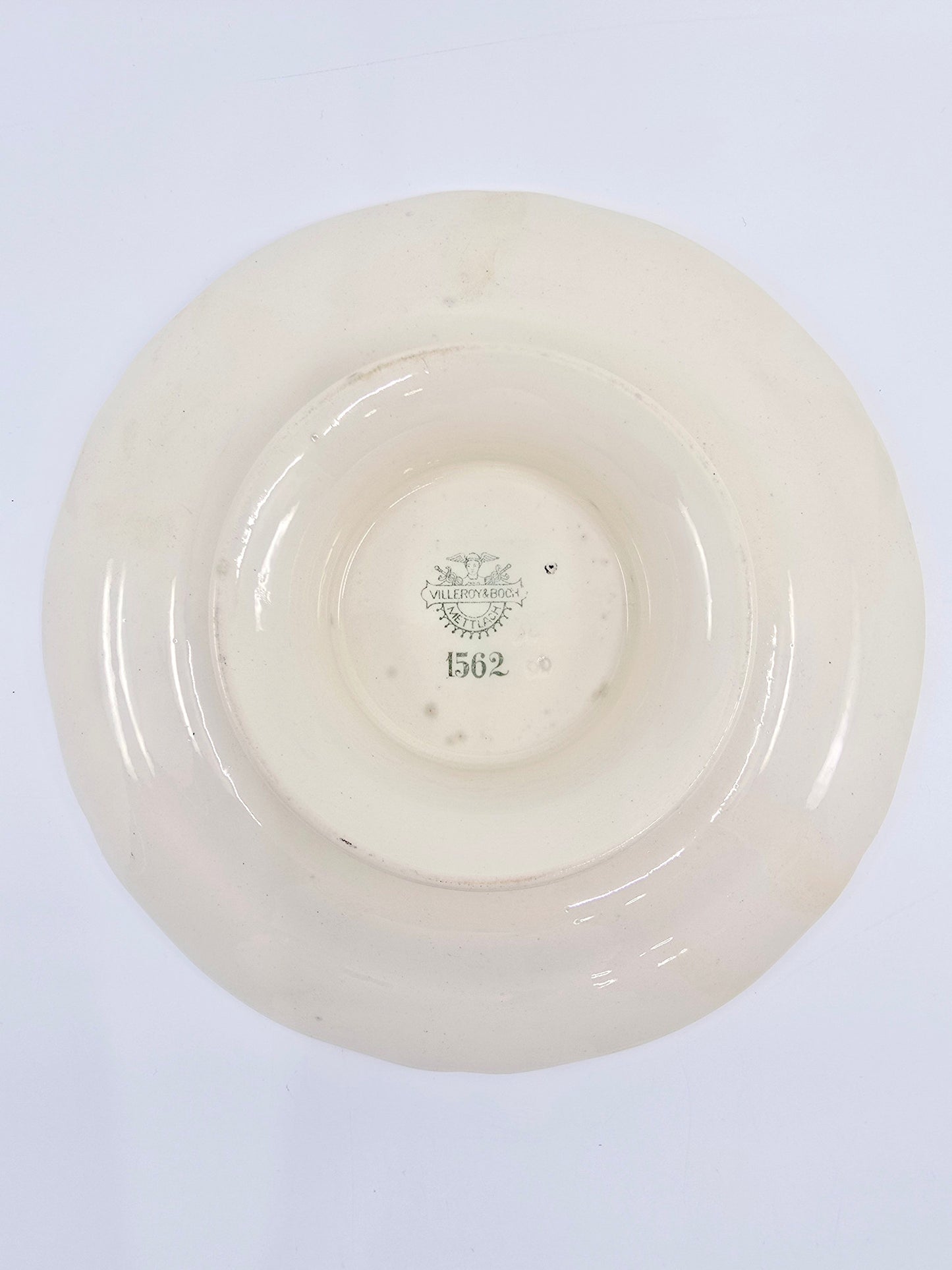 Assiette sur pied - Villeroy & Boch Mettlach 1562
