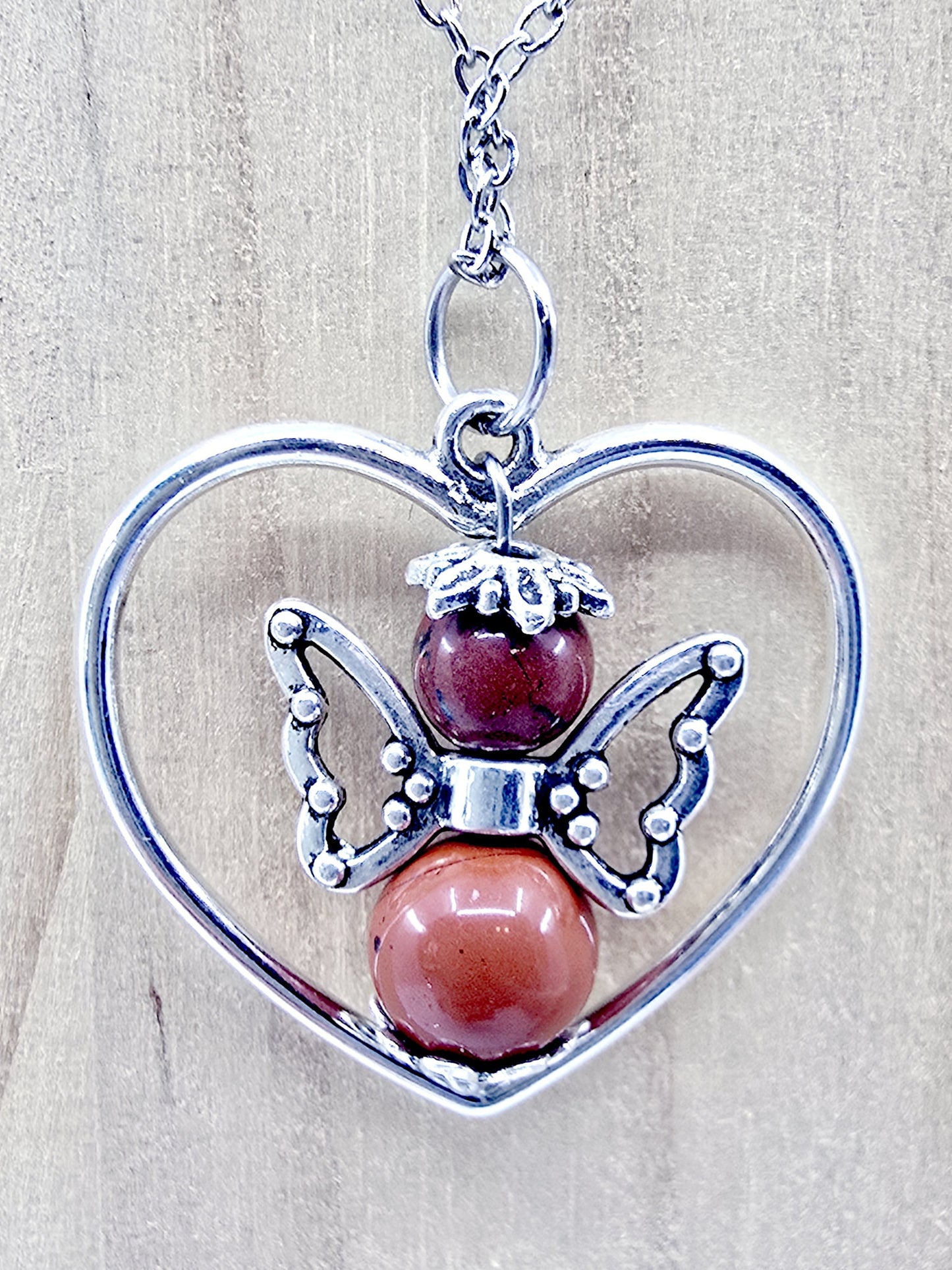 Collier coeur ange porte-bonheur - Jaspe rouge