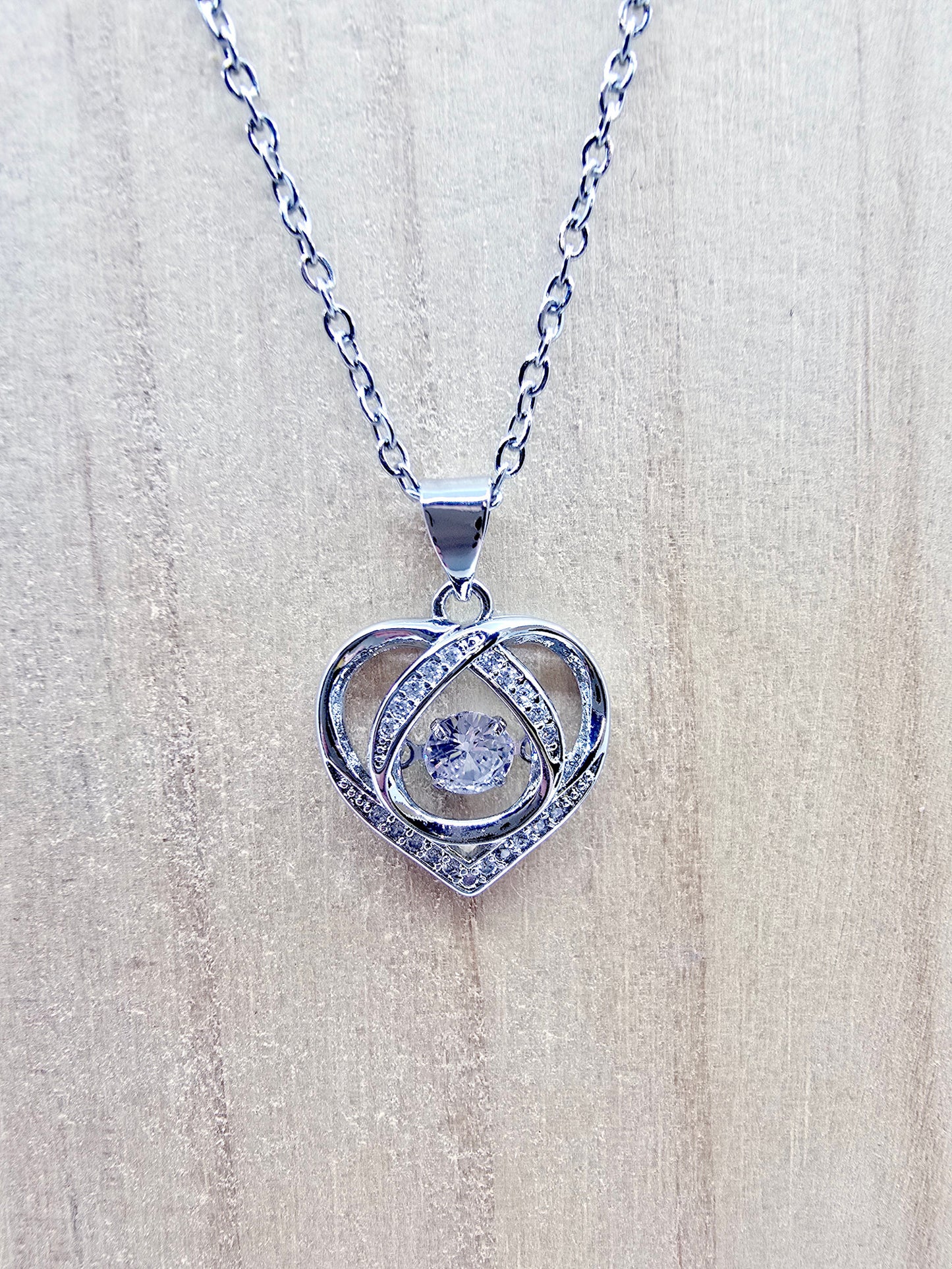 Coffret rose et collier - Saphir