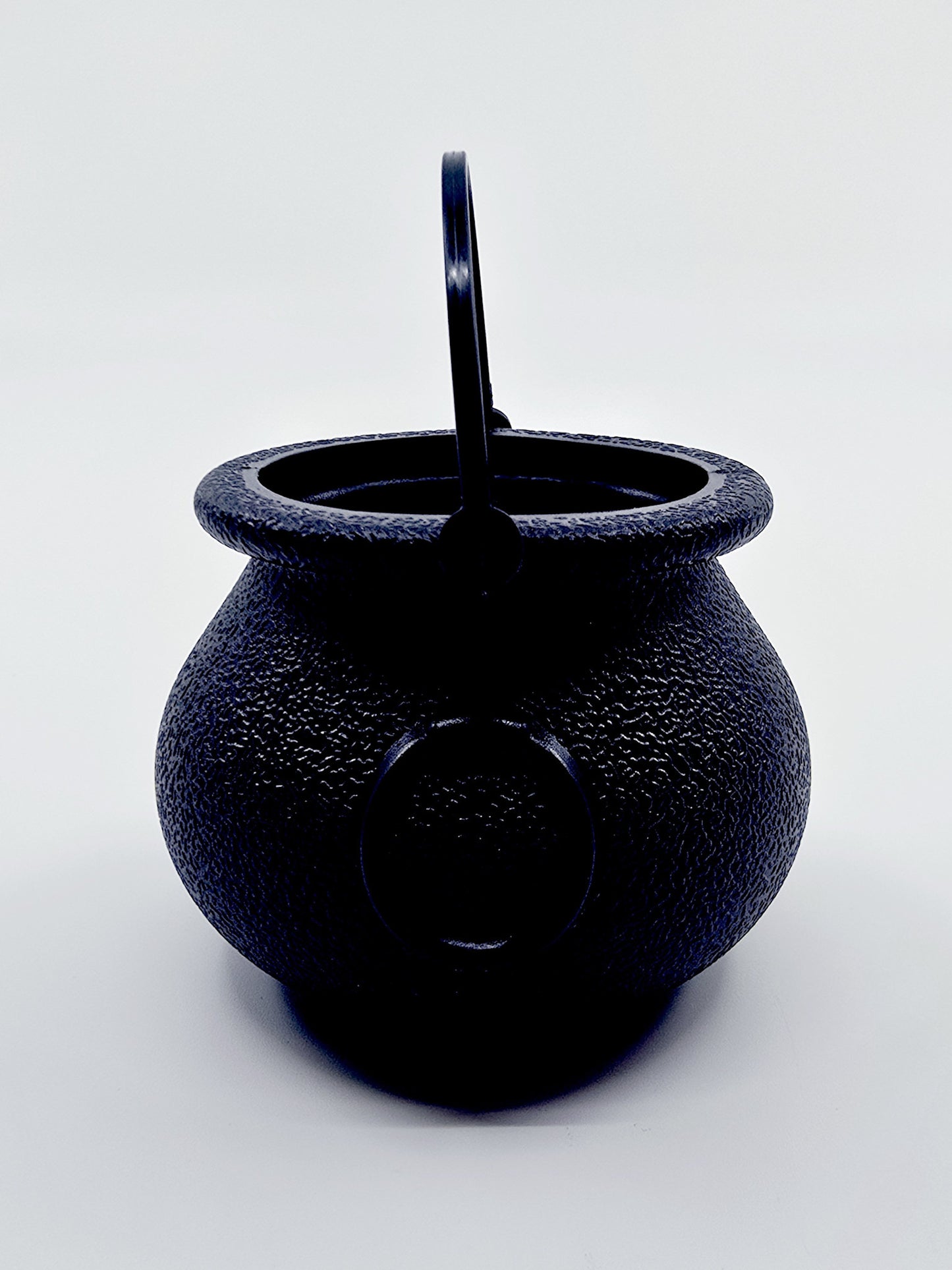 Leprechaun et son chaudron rempli de trésors