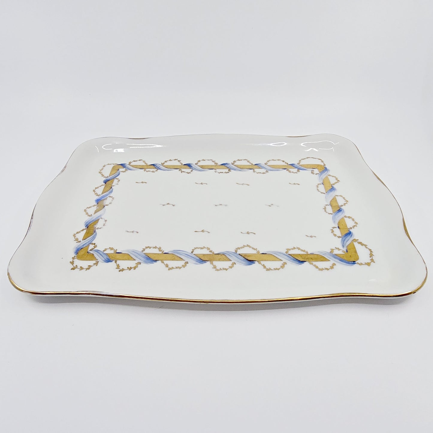 Plat de service rectangulaire en porcelaine