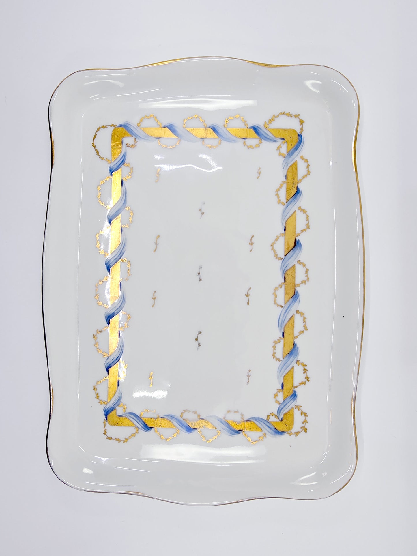 Plat de service rectangulaire en porcelaine