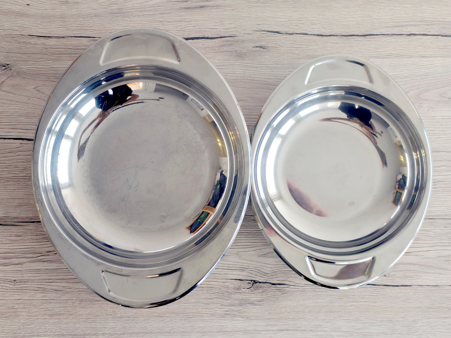 Duo de plats de service en inox