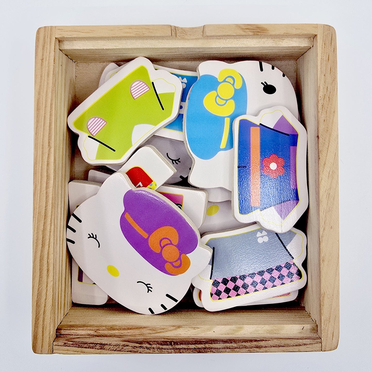 Puzzle à encastrement – Hello Kitty à habiller