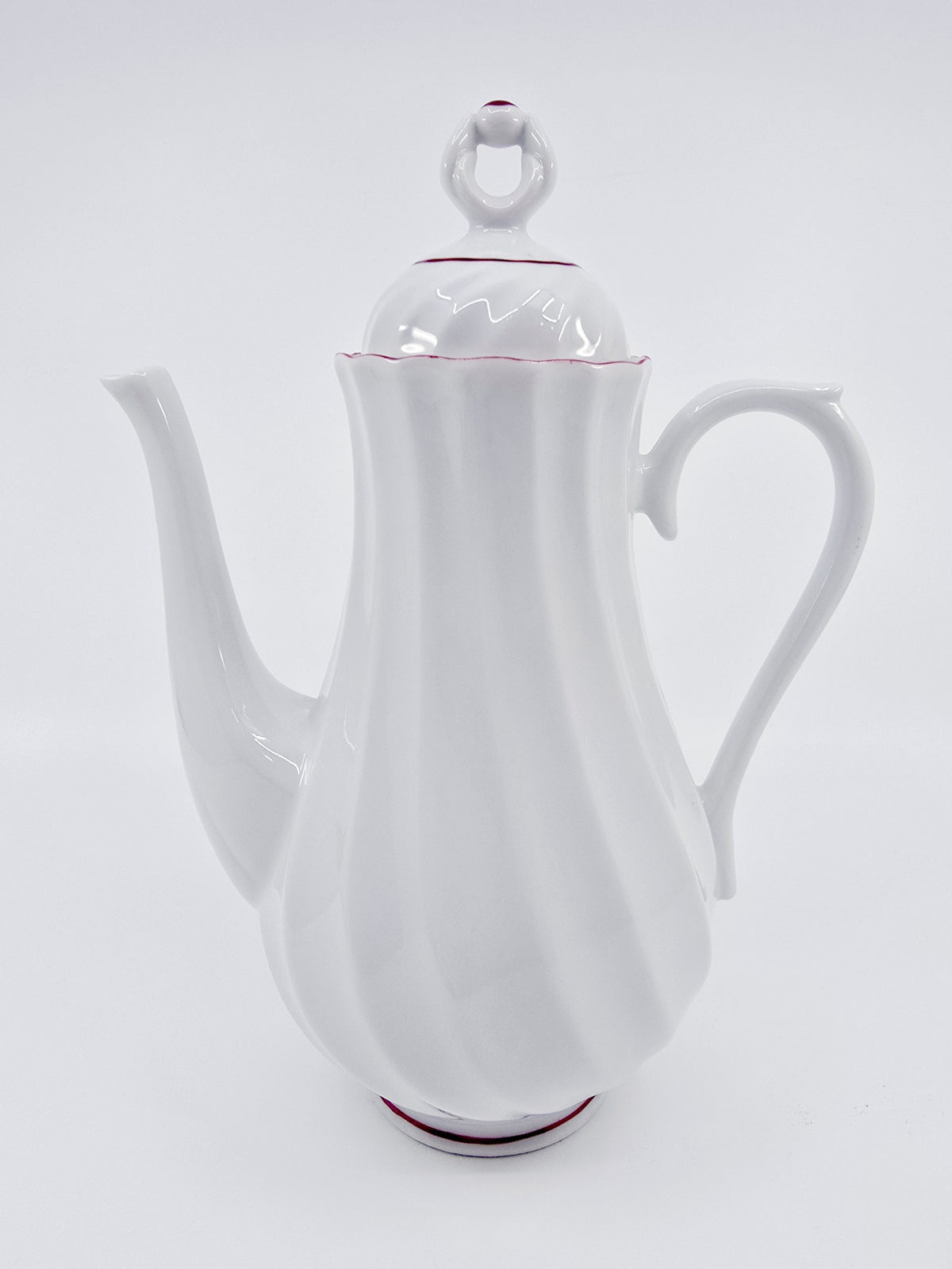 Théière en porcelaine blanche