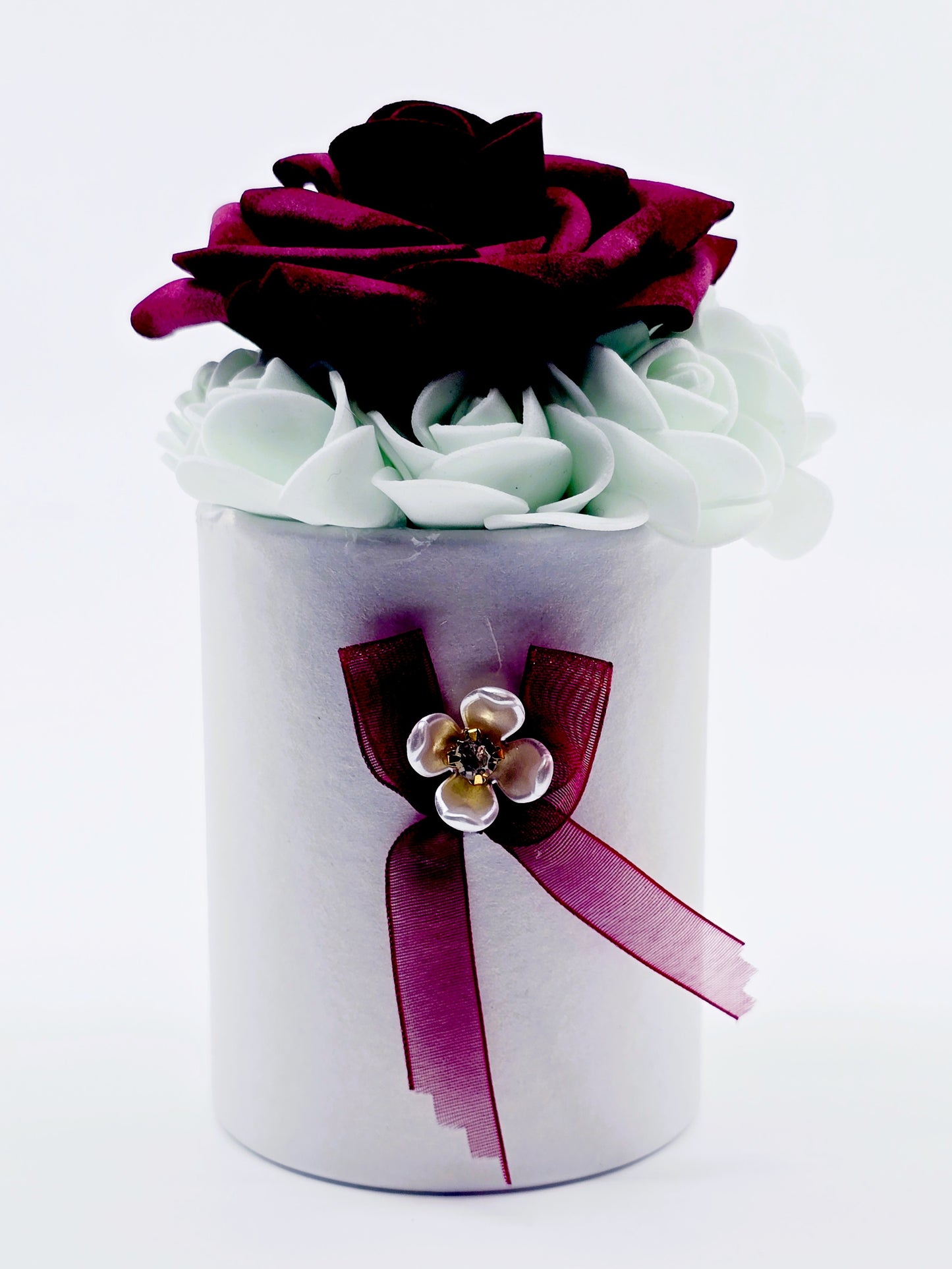 Roses en écrin – Régina