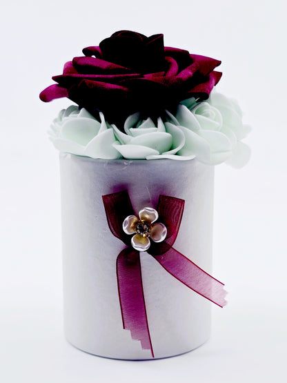 Roses en écrin – Régina