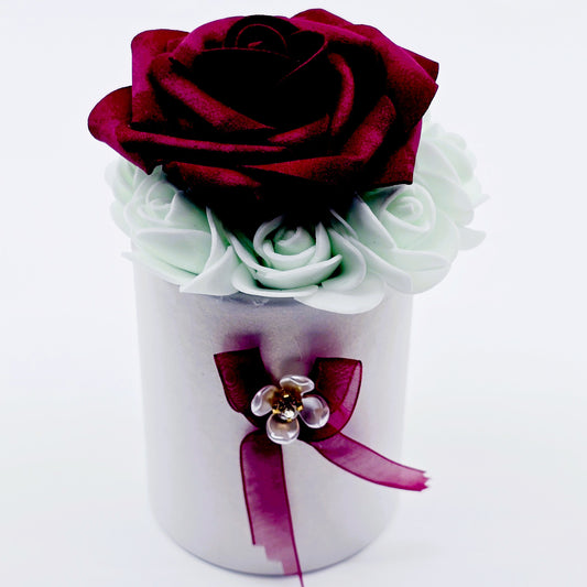 Roses en écrin – Régina