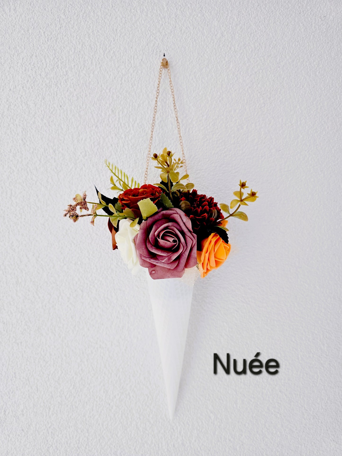 Cône fleuri – Nuée