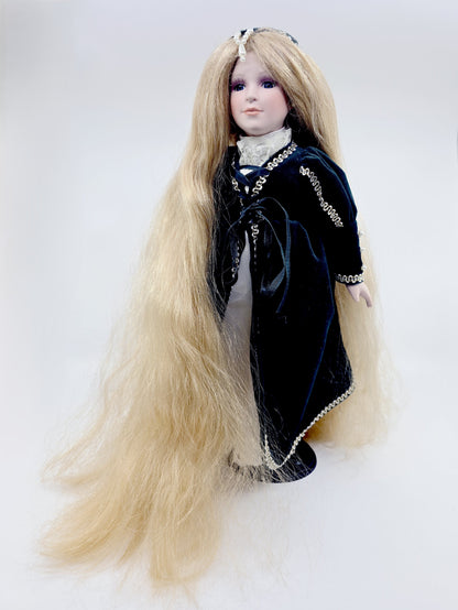 Poupée en porcelaine, Fairytale Collection - Raiponce