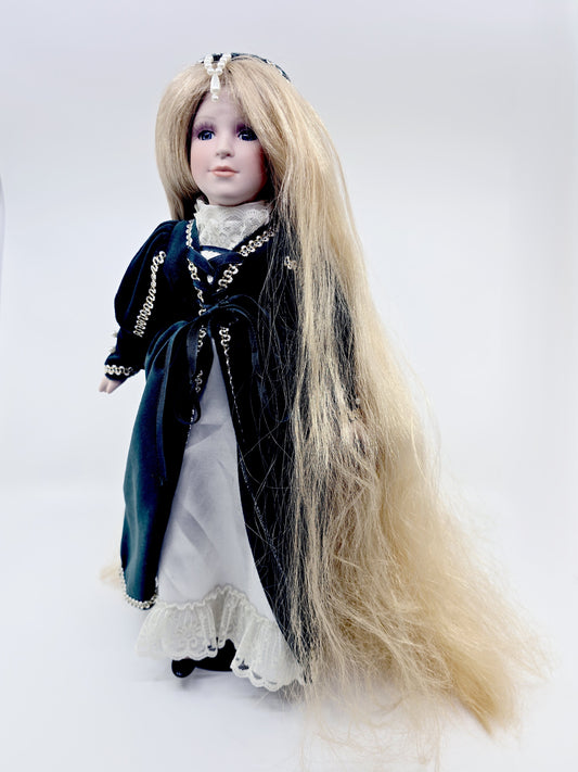 Poupée en porcelaine, Fairytale Collection - Raiponce