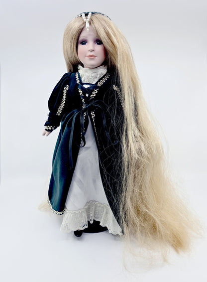 Poupée en porcelaine, Fairytale Collection - Raiponce