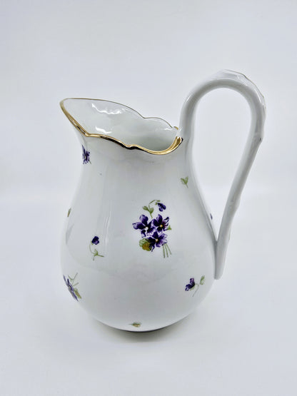 Service ancien en porcelaine fleurie – 41 pièces