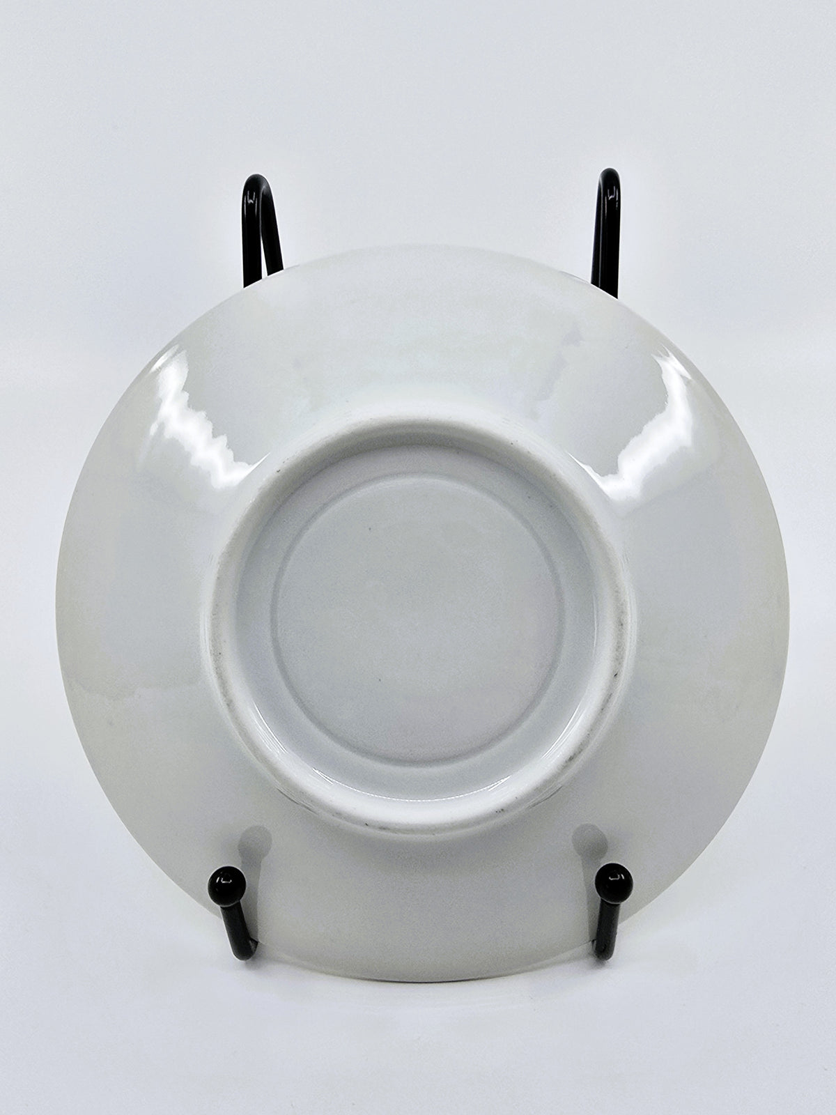 Service ancien en porcelaine fleurie – 41 pièces