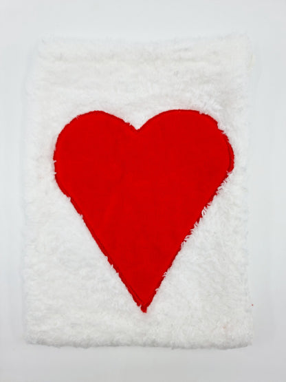 Gant de toilette blanc avec coeur rouge (21 X 16 cm)