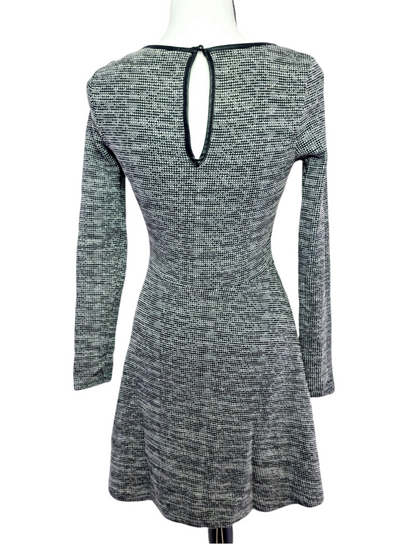 Robe grise chinée à manches longues (SIZE : XS)