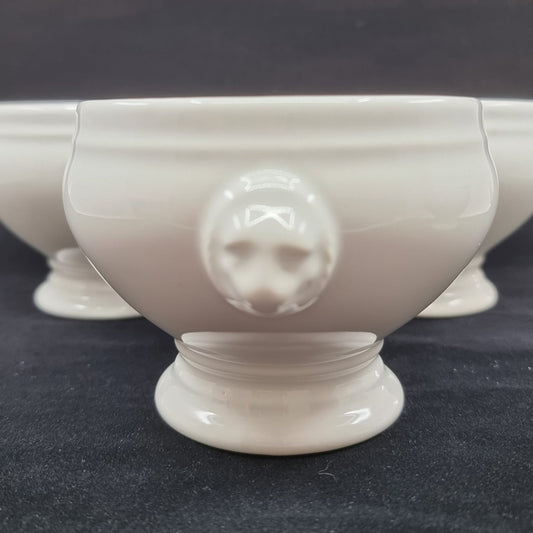 Soupière blanche (4 pièces )