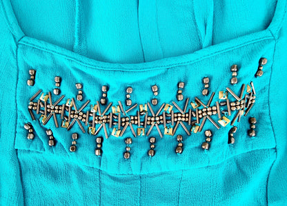 Tunique avec collier de perles (SIZE :  EUR 48/50)