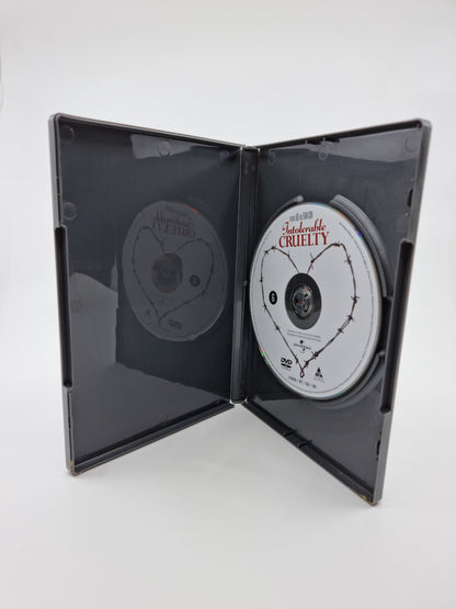 DVD - Intolérable cruauté, ils ne peuvent s’empêcher de toucher à ce que l’autre possède
