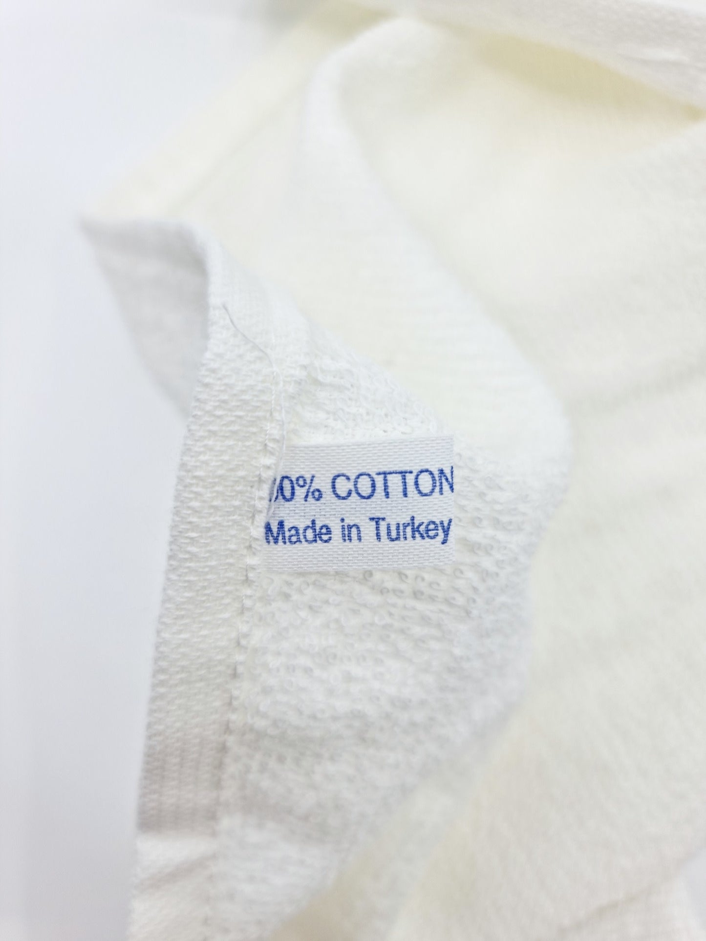 Linge blanc motif voilier (90 X 60 cm)