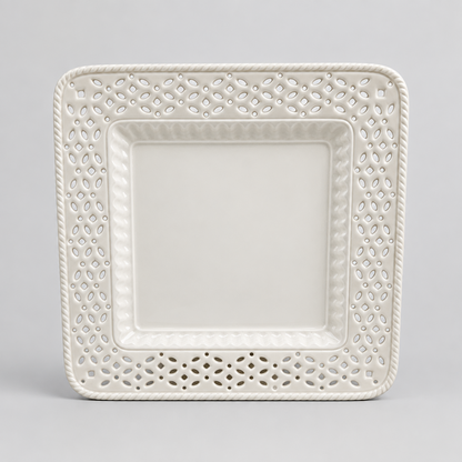 Assiettes ajourées en céramique (12 pièces)