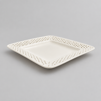 Assiettes ajourées en céramique (12 pièces)