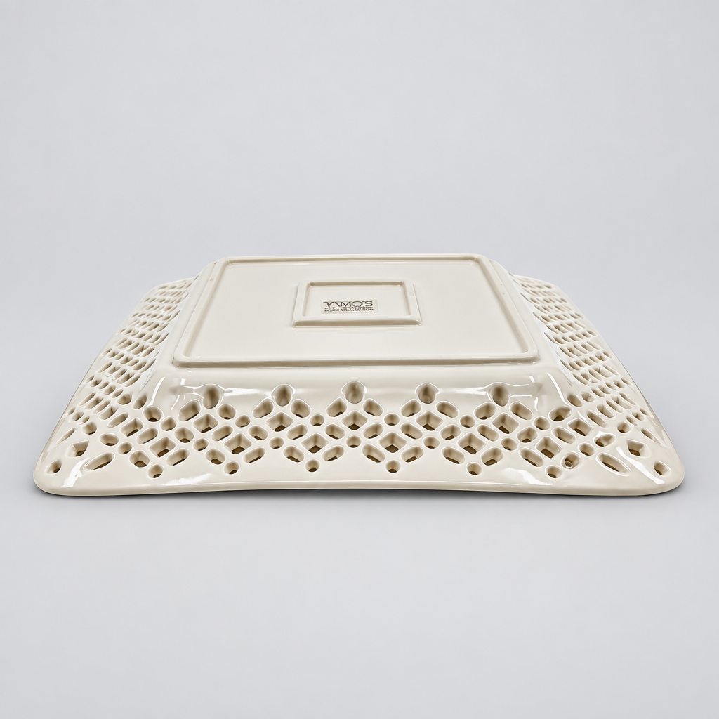 Assiettes ajourées en céramique (12 pièces)