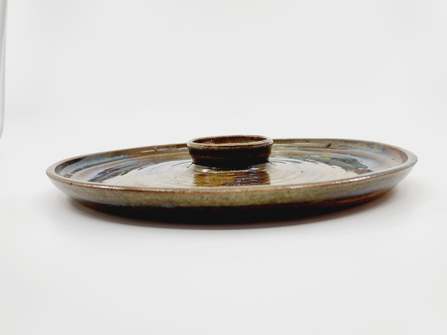 Assiette en céramique pour apéro