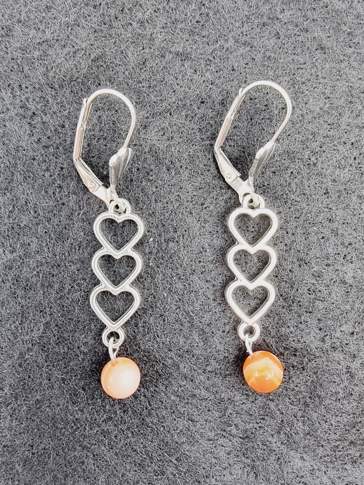 Boucles d'oreilles trio de coeurs - Cornaline