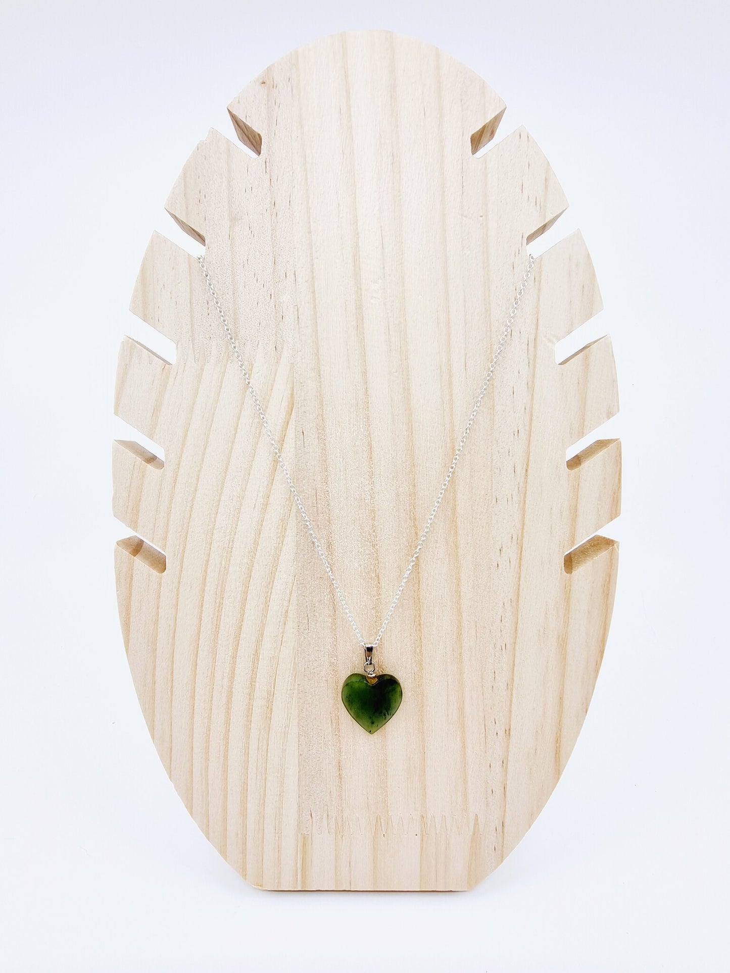 Collier - Coeur en jade naturel