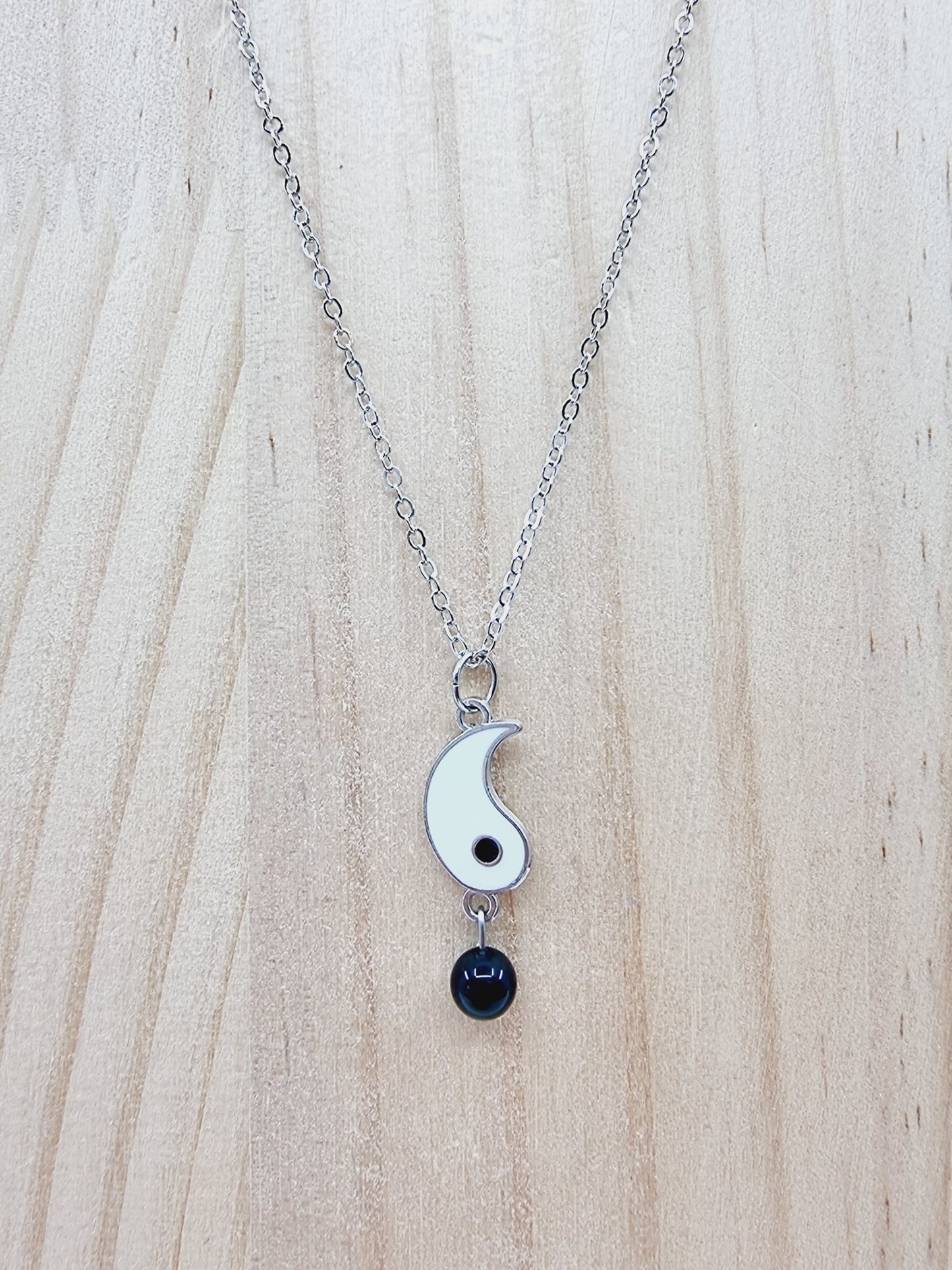 Colliers et boucles d'oreilles yin-yang - Obsidienne et Howlite blanche