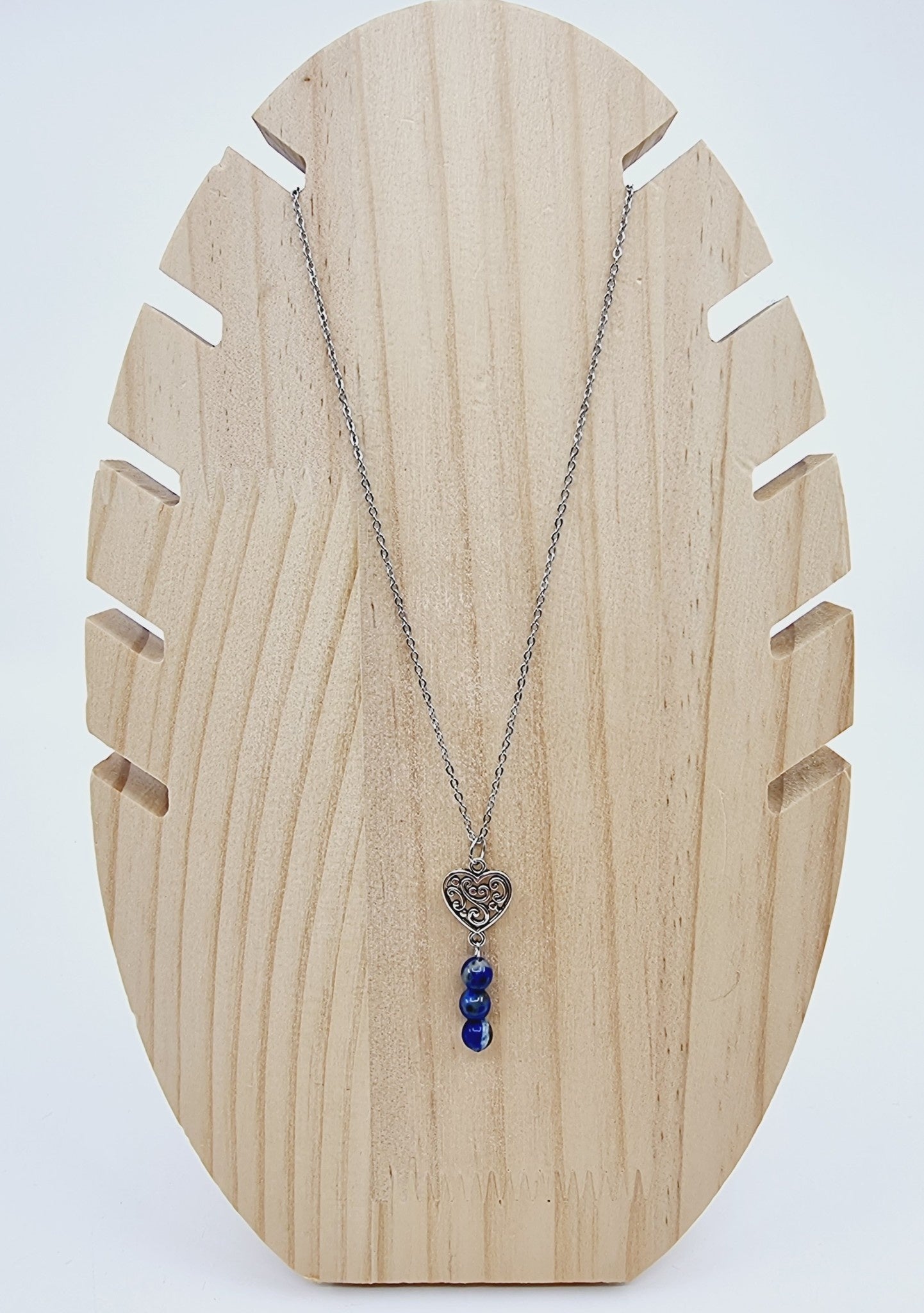 Collier coeur à fioriture - Lapis-lazuli avec calcite