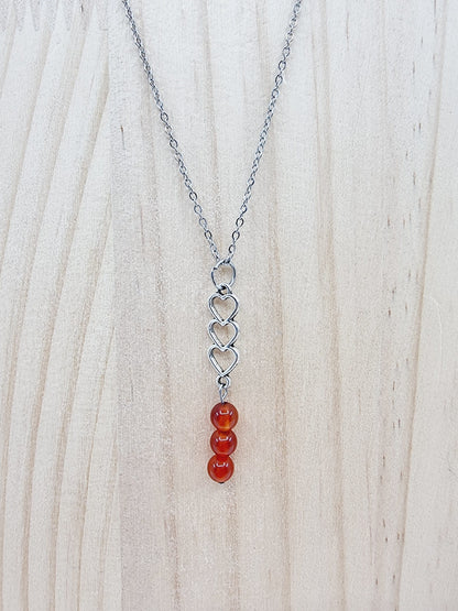 Collier trio de coeurs - Agate rouge