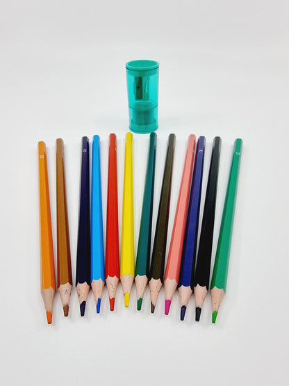 Crayons de couleur avec taille-crayon/gomme - turquoise