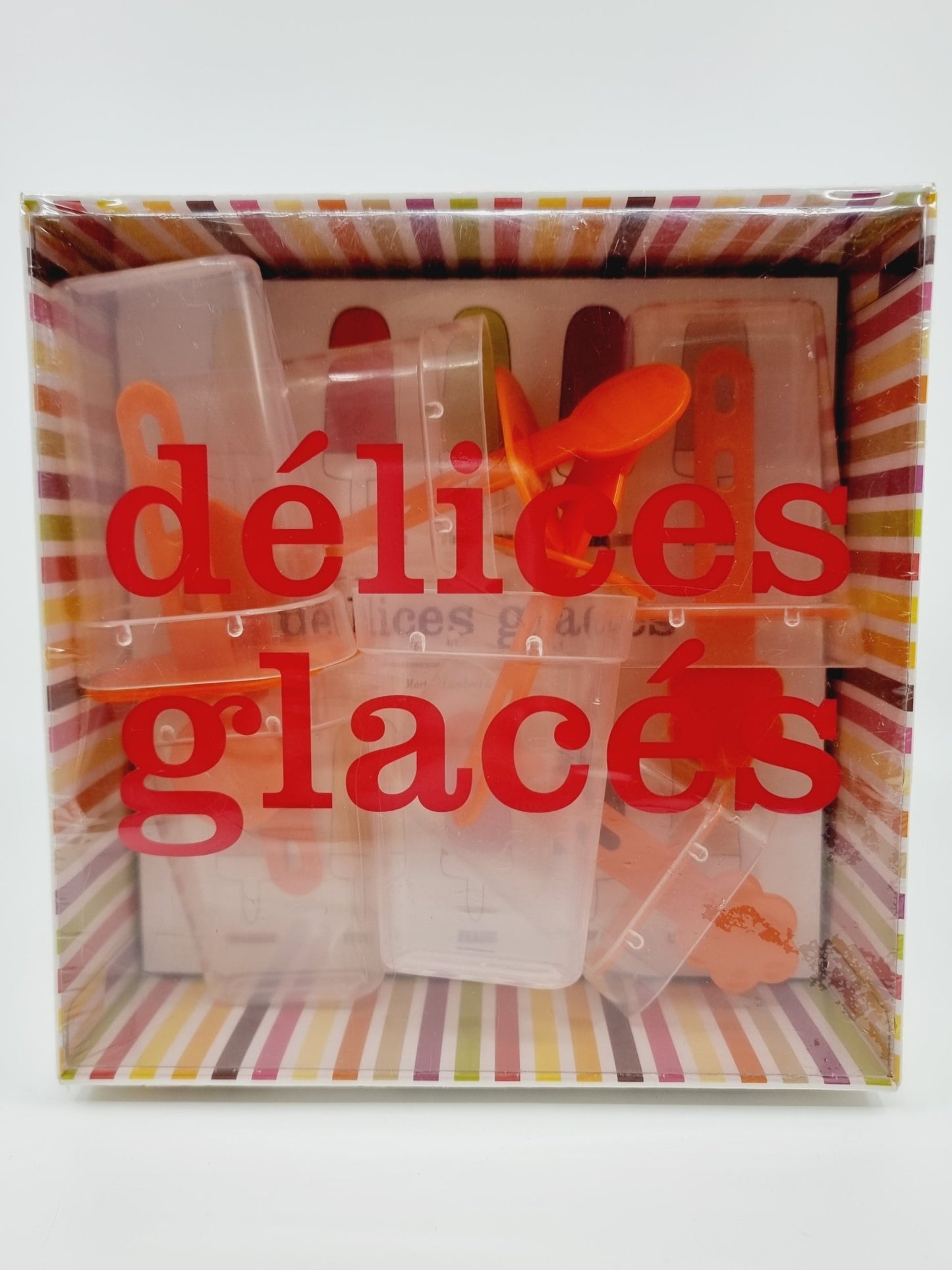 Coffret délices glacés avec 1 livre de 40 recettes et 6 moules à esquimau
